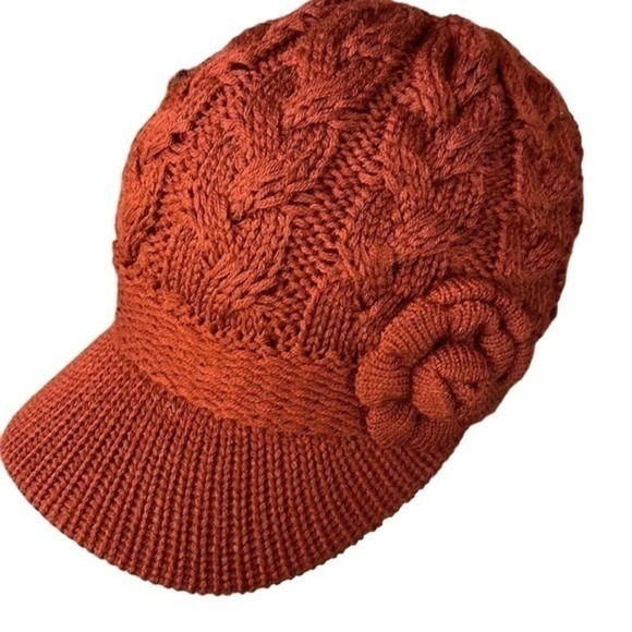Maroon Knit‎ Hat - Picture 2 of 6